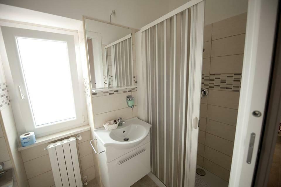 Casale Delle Piane Bed & Breakfast มาเตรา ภายนอก รูปภาพ