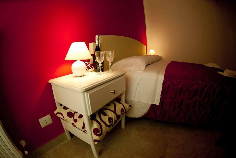 Casale Delle Piane Bed & Breakfast มาเตรา ภายนอก รูปภาพ