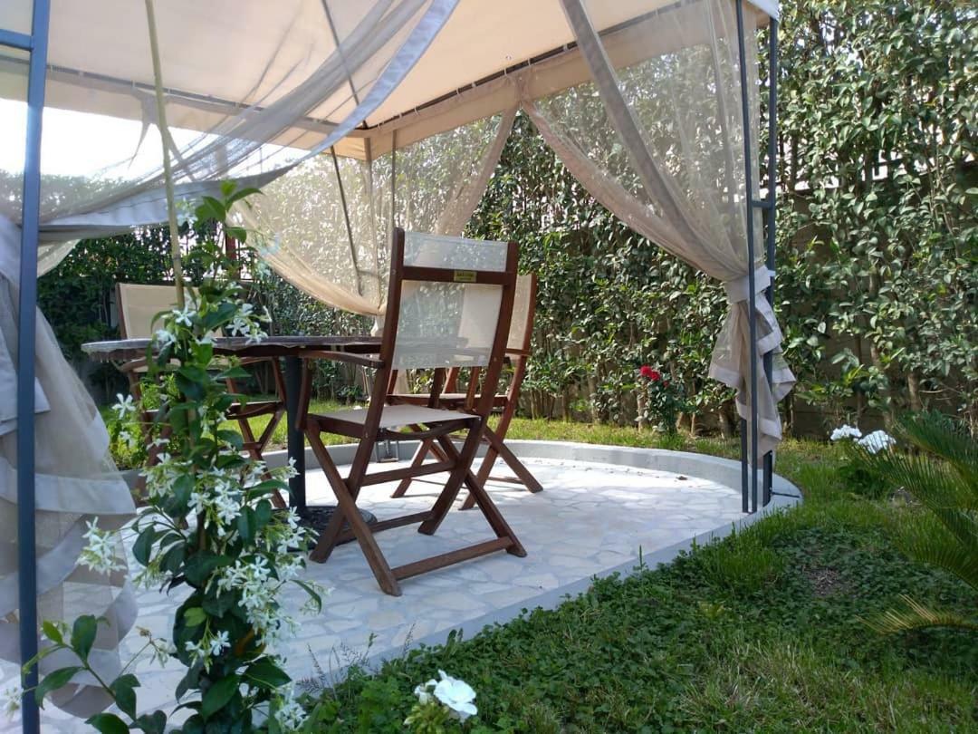 Casale Delle Piane Bed & Breakfast มาเตรา ภายนอก รูปภาพ